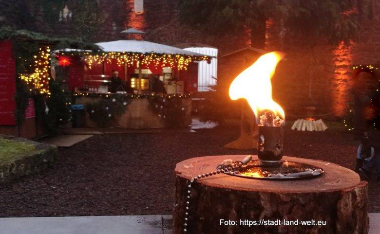 Weihnachtsmarkt in Miltenberg am Main - Bayern Burgen und Schlösser Deutschland Geheimtipp Historische Altstadt Outdoor-Erlebnisse Städte Weihnachtsmärkte  13-IMG_20231208_155411-780x481